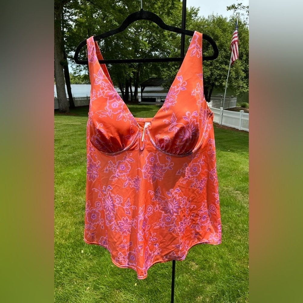 Lane Bryant Cacique 42G Sculpting Underwire Tankini Orange Pink Swim Top Sexy